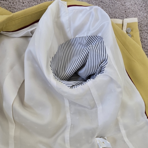 Banana Republic Mustard Yellow Ivory Tipped Blazer One Button Size 8 Preppy - Picture 13 of 16